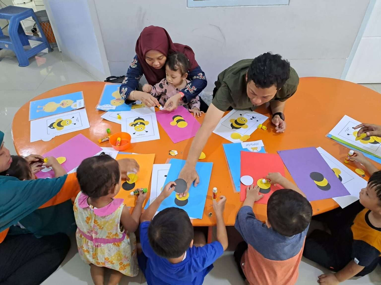 Ayah Bunda Wajib Tahu! Inilah 4 Tips Memilih Daycare yang Aman