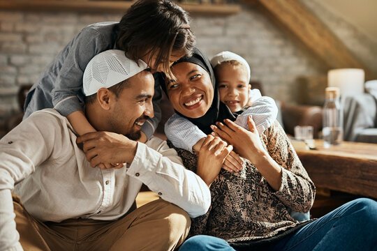 Muslim Parenting Images – Browse 33,305 Stock Photos, Vectors, and Video | Adobe Stock